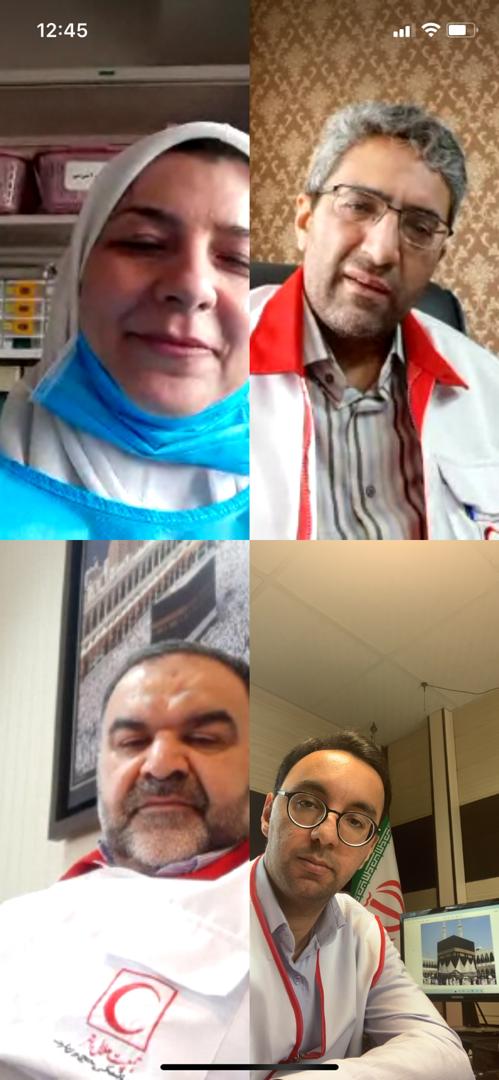 ارتباط تصویری سرپرست مرکز پزشکی حج و زیارت هلال احمر با کادر درمانی بخش های مراقبت ویژه بیماران مبتلا به کرونا
